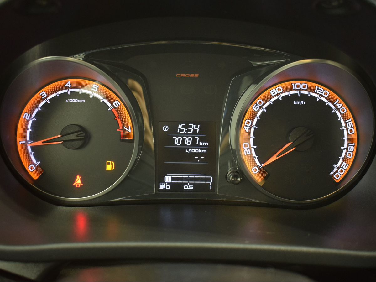 Фото автомобиля 12